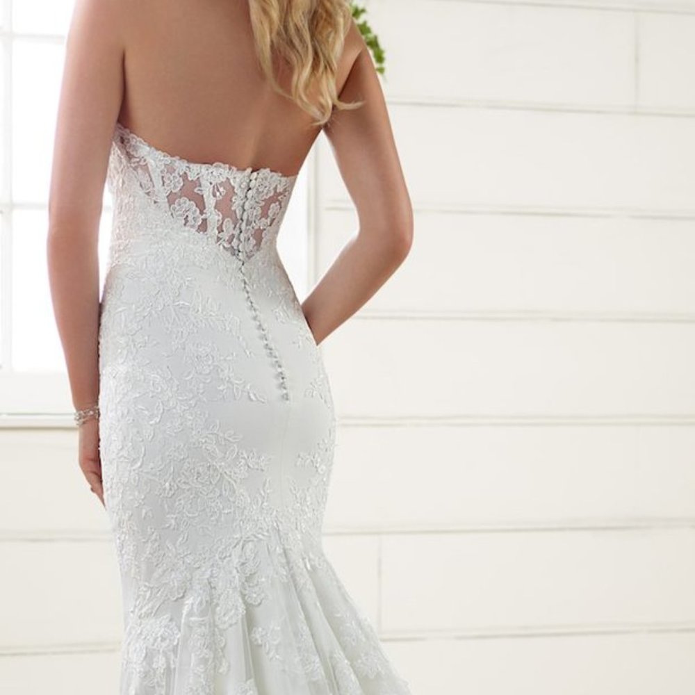 Essence of Australia Wedding Dress